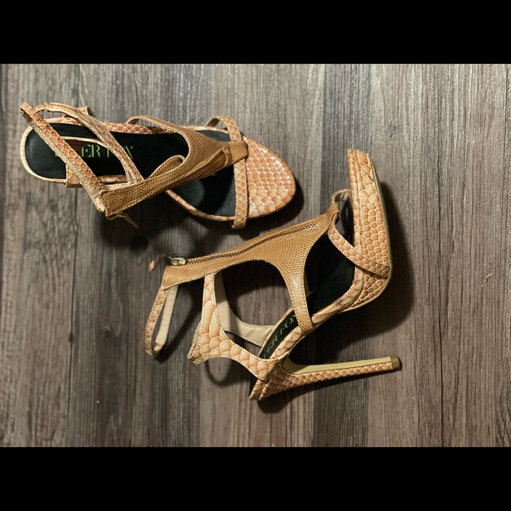 Paper Fox, size 7, tan snake print heels